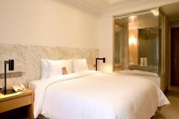 בית מלון כפרי Pinegrove