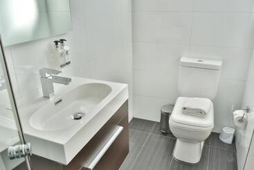 بنسيون Abington Manor Fish Hoek Guesthouse