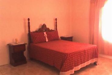 پانسیون Treasure Bay Guesthouse