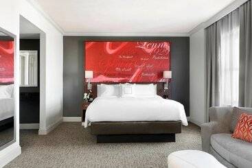 هتل Courtyard St. Louis Downtown/convention Center