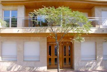 آپارتمان‌های توریست‌ها Llevant I Ponent