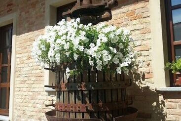 ペンション Dimora Cortese