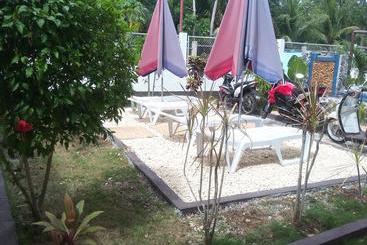 پانسیون Roberto's Resort