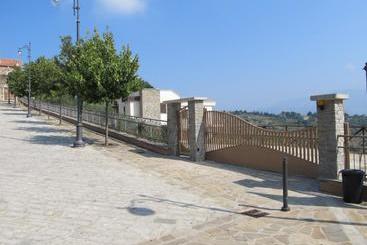 ツーリストアパートメント Casal Finocchito