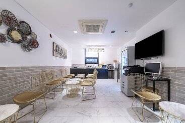 فندق Cheonan Zaza