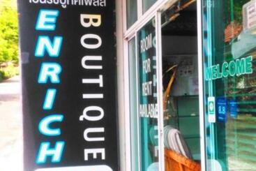 호텔 Enrich Boutique Place