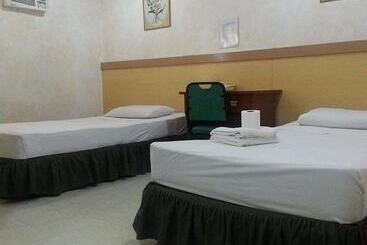 هتل Mactan Pension House