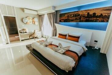 ホテル Mantra Varee