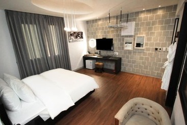 Hound Hotel Changwon Terminal