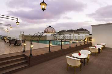 Отель Ramada Plaza By Wyndham Chandigarh Zirakpur