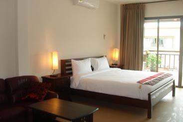 호텔 Tropicoza Guest House