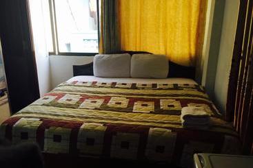 هتل SG Central Hostel