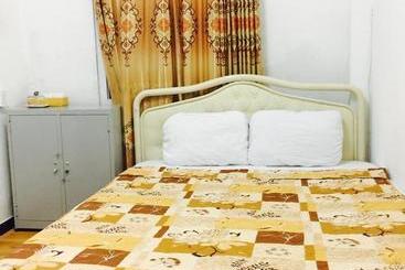 هتل SG Central Hostel