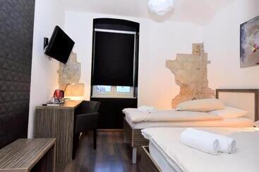 公寓 Marmontova Luxury Rooms