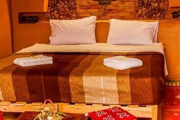 Общежитие Auberge Kasbah Dar Sahara Tours