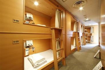 מלון כמוסות Spa Resort President