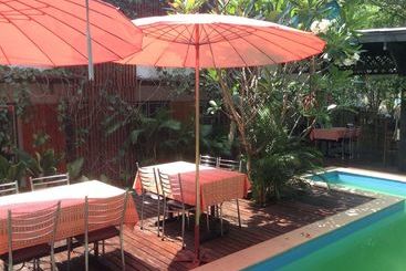 בית מלון כפרי Hi Guest House