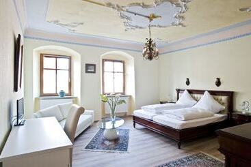 בית מלון כפרי Nurnberger Hof In Altdorf