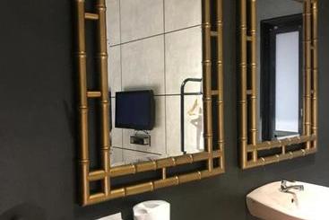 هتل Kavy  Boutique