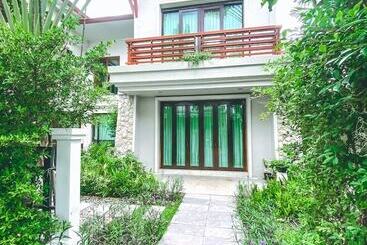 游客公寓 Royal Sammuk Villas