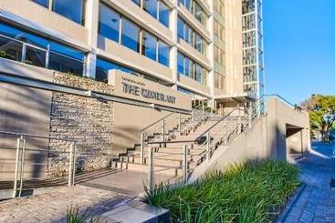 דירות לתיירים The Quadrant Apartments