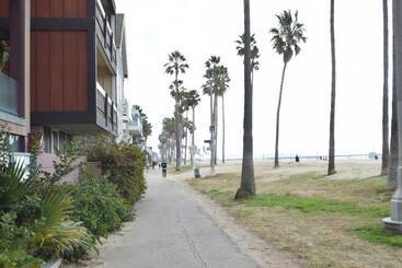 آپارتمان‌های توریست‌ها Boutique 444