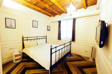 Fengjia Footpace  Hostel