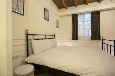 Fengjia Footpace  Hostel