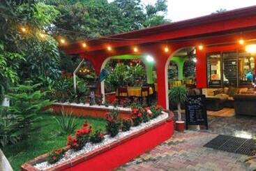 فندق Brillasol Airport