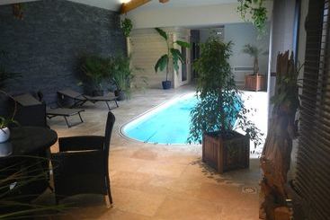 هتل La Villa Toscane