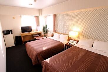 Hotel Livemax Chitose