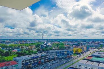 בית מלון כפרי The Paramount