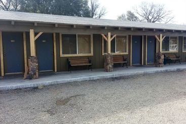 호텔 Yosemite Gold Country Lodge