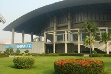 מלון דירות Impact Don Mueang Bangkok Guest House