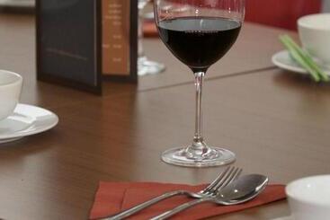 Peninsula Nelson Bay Motel And Serviced Apartments