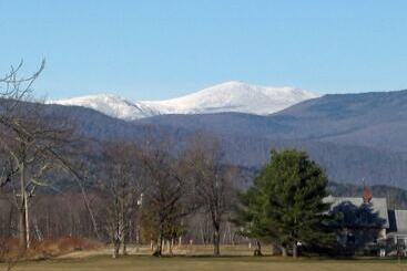 مبيت وإفطار Old Saco Inn