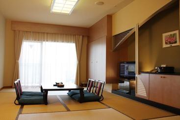 호텔 Aoyama Garden Resort Rosa Blanca