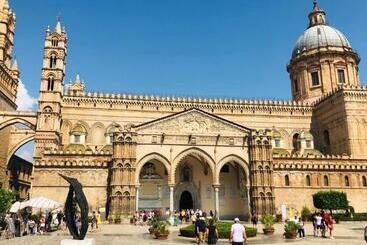 酒店 Aquarooms Luxury Suites