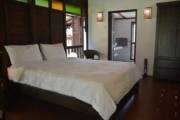 בית מלון כפרי Sunset Valley