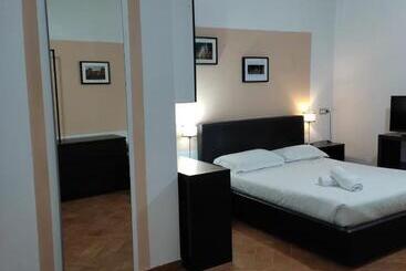 پانسیون Relais Arco Della Pace