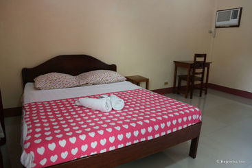 پانسیون Tia Mer S Guest House