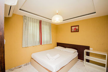 Tamnak Beach House