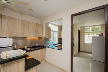 Tamnak Beach House