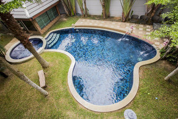 Tamnak Beach House
