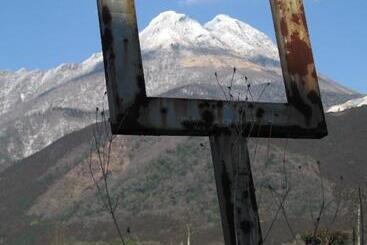 Yufuin Country Road Youth Hostel