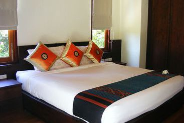 Baan Nana Villa