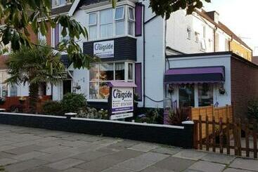 مبيت وإفطار The Craigside