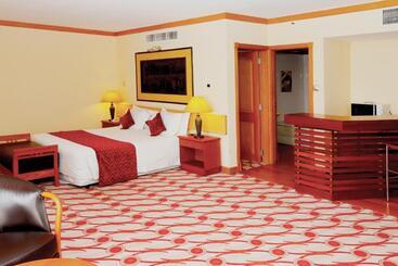 فندق Golf Course