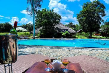هتل Cabanas By Cloudz Sigiriya