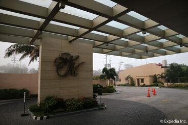 فندق Monticello Tagaytay